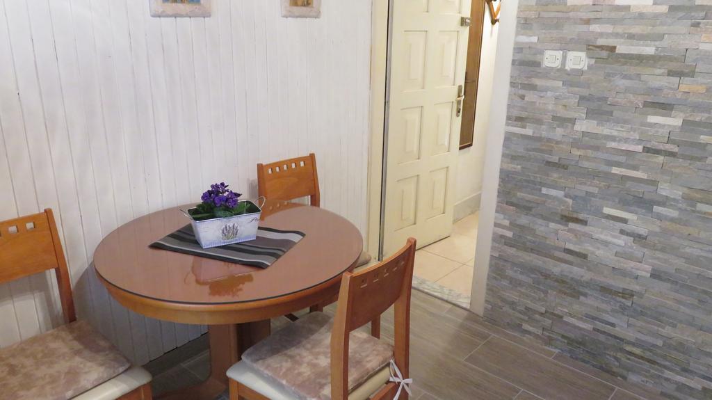 Center Apartment Neno Split Buitenkant foto