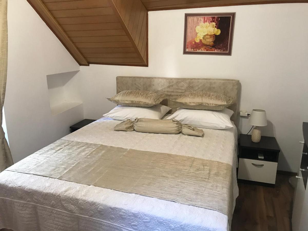 Center Apartment Neno Split Buitenkant foto